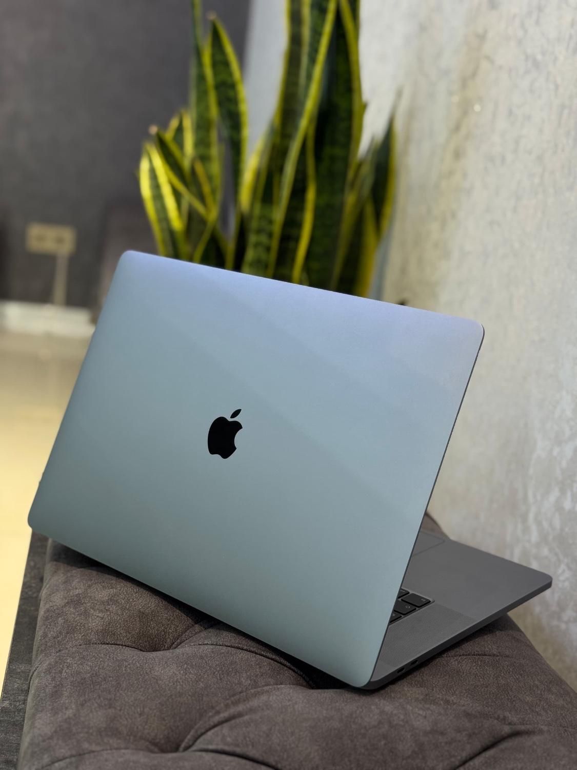 macbook pro 2019 یه ترا بایت ssd اقساط طلایی|رایانه همراه|اصفهان, احمدآباد|دیوار