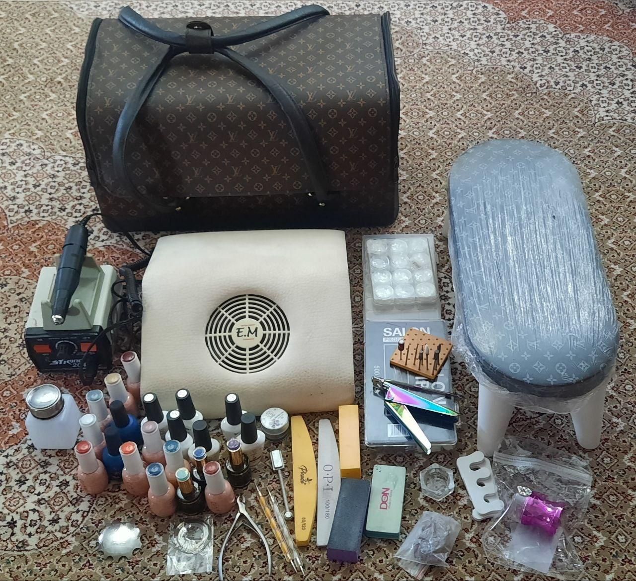 لوازم کاشت ناخن|آرایشی، بهداشتی، درمانی|گلستان (تهران), |دیوار