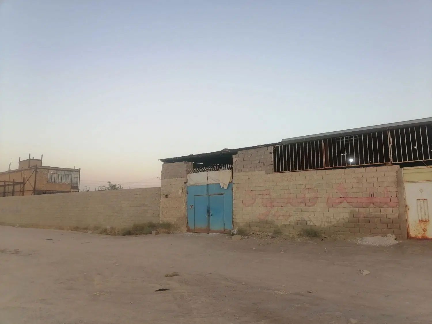 سوله 100متری  معاوضه با ماشین|فروش دفتر صنعتی، کشاورزی، تجاری|مشهد, لک لک|دیوار