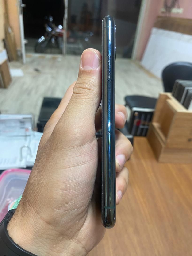 اپل iPhone 11 Pro با حافظهٔ ۲۵۶ گیگابایت|موبایل|دامغان, |دیوار