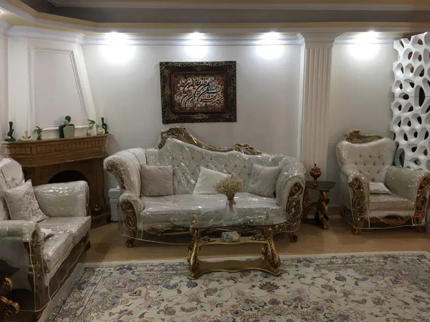 یک دست مبل هفت نفره سالم وتمیز|مبلمان خانگی و میز عسلی|تهران, آهنگ|دیوار