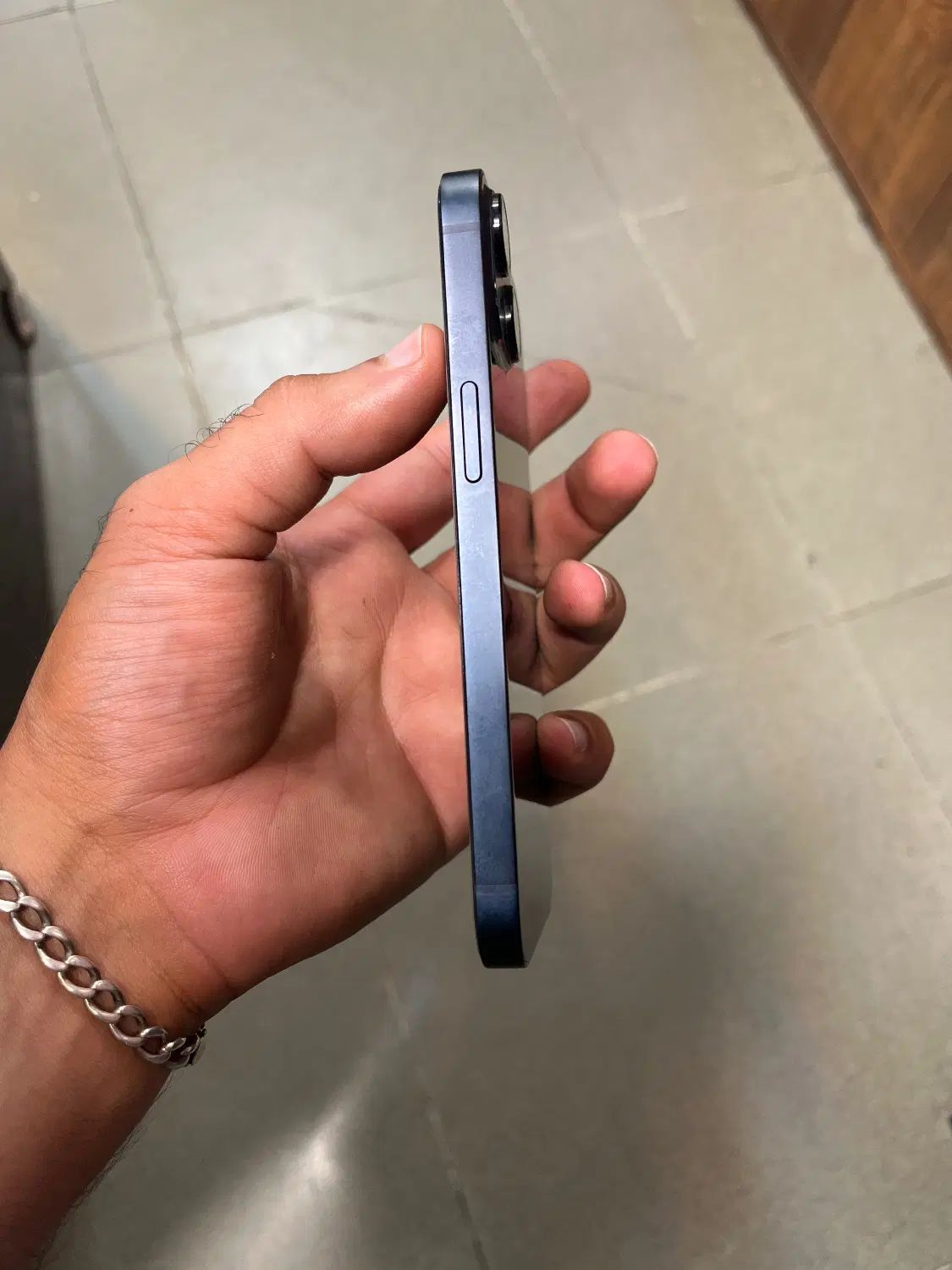 Iphone 13 128 gig tak sim پارنامبر AH|موبایل|رشت, معلم|دیوار