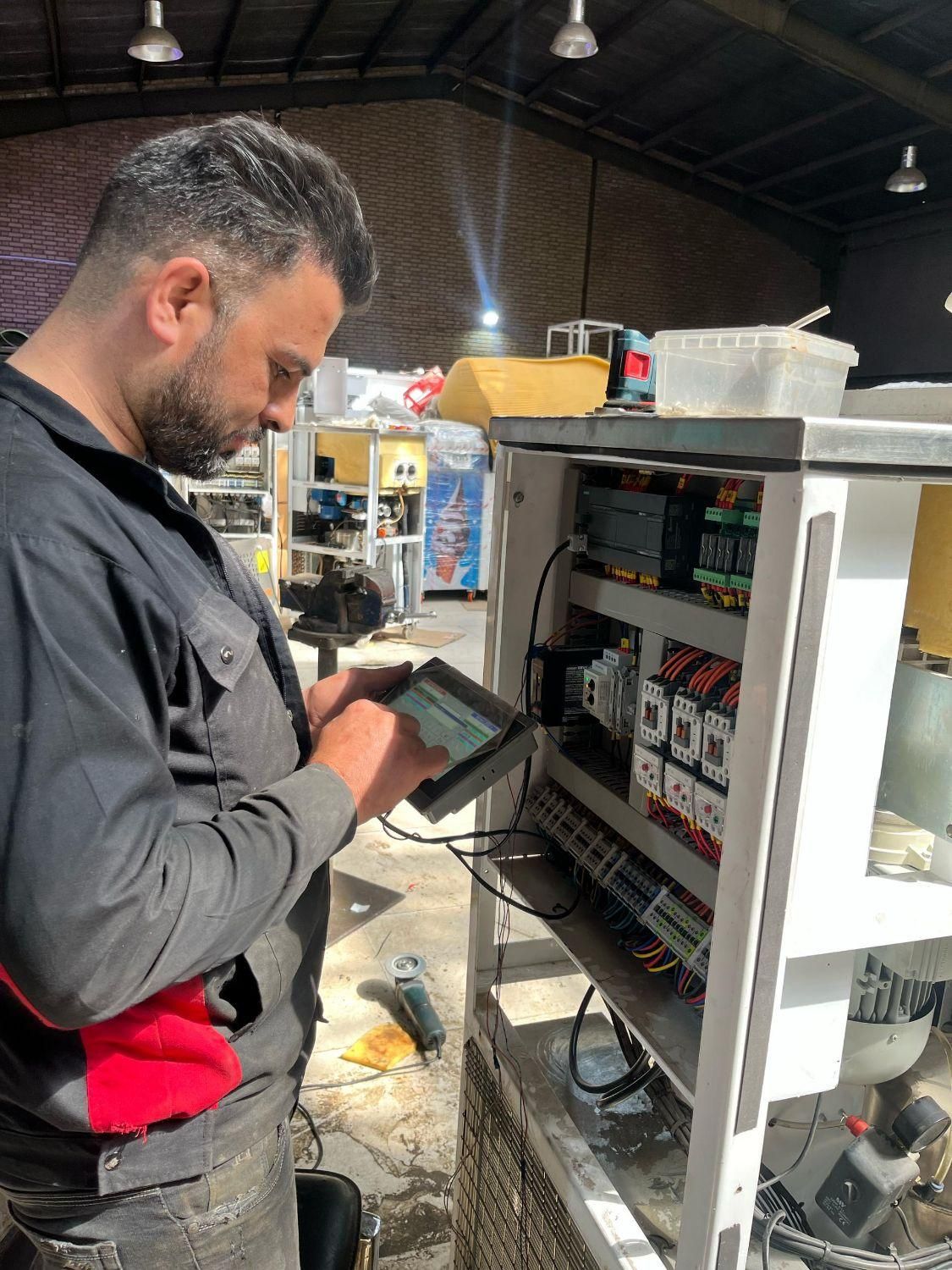 قطعات و تعمیرات دستگاه بستنی قیفی تلمیکس نیکنام ..|خدمات پیشه و مهارت|مشهد, امام رضا (ع)|دیوار