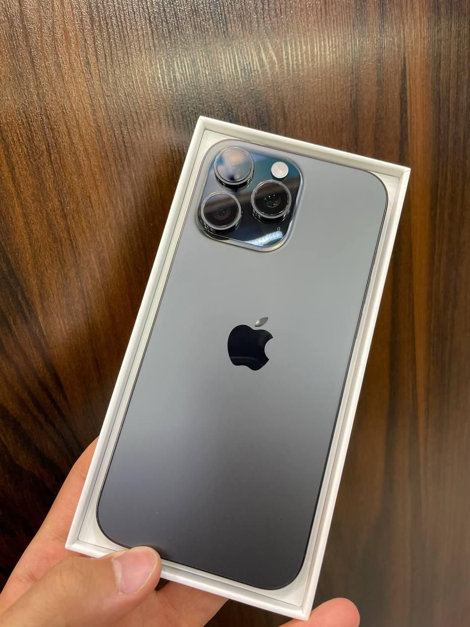 اپل iPhone 16 Pro Max با حافظهٔ ۲۵۶ گیگابایت|موبایل|لنگرود, |دیوار