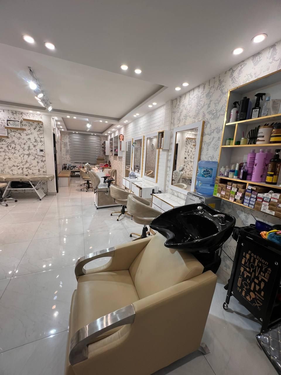مژه کار و کپ کار و اصلاح کار درصدی و اجاره|استخدام درمانی، زیبایی، بهداشتی|تهران, نازی‌آباد|دیوار