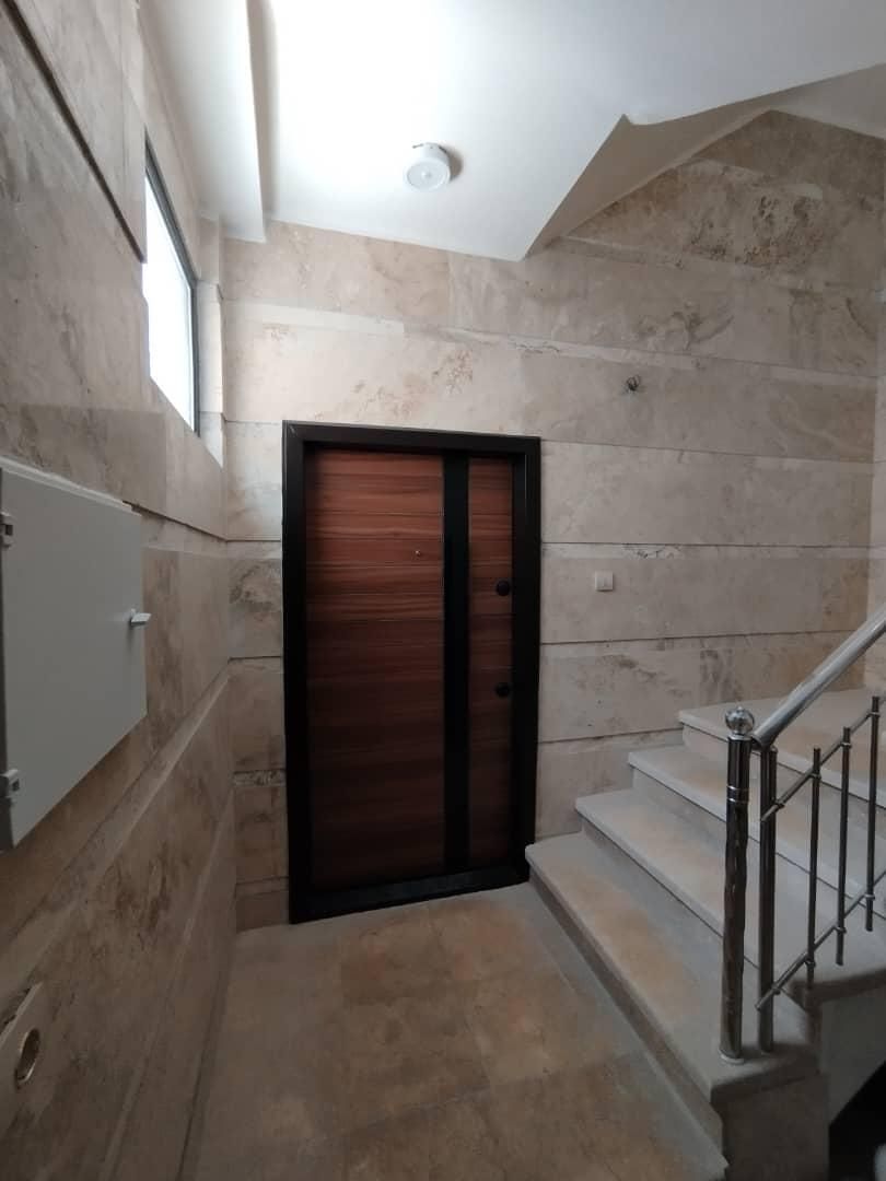 دوطبقه و نیم دونبش شمالی راه جدا|فروش خانه و ویلا|شاهینشهر, خانه کارگر|دیوار