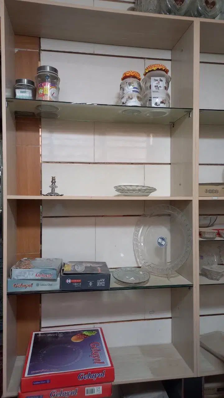 بلور وشیشه|ظروف سرو و پذیرایی|اصفهان, دارک|دیوار