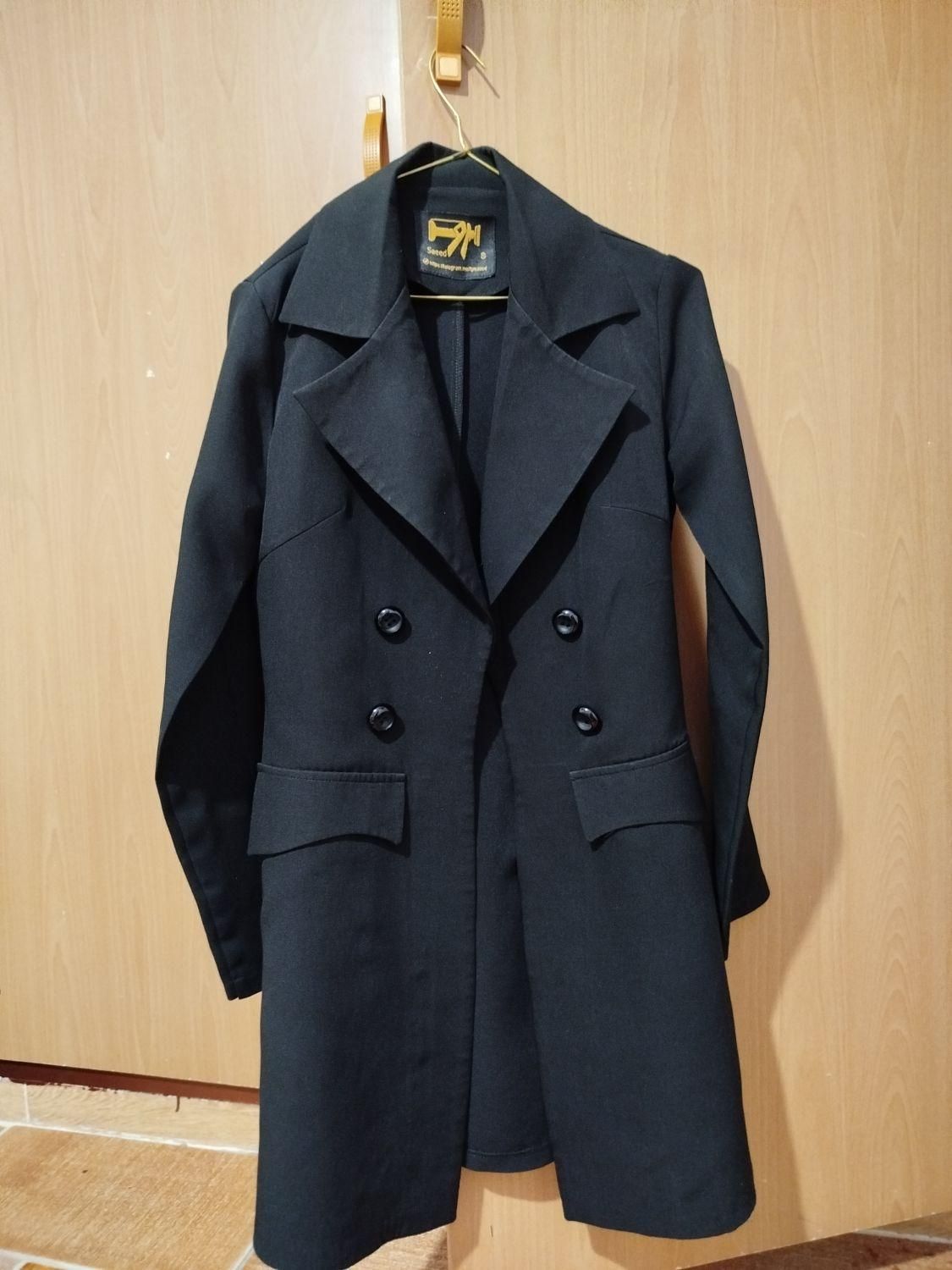 پالتوومانتو|لباس|الیگودرز, |دیوار