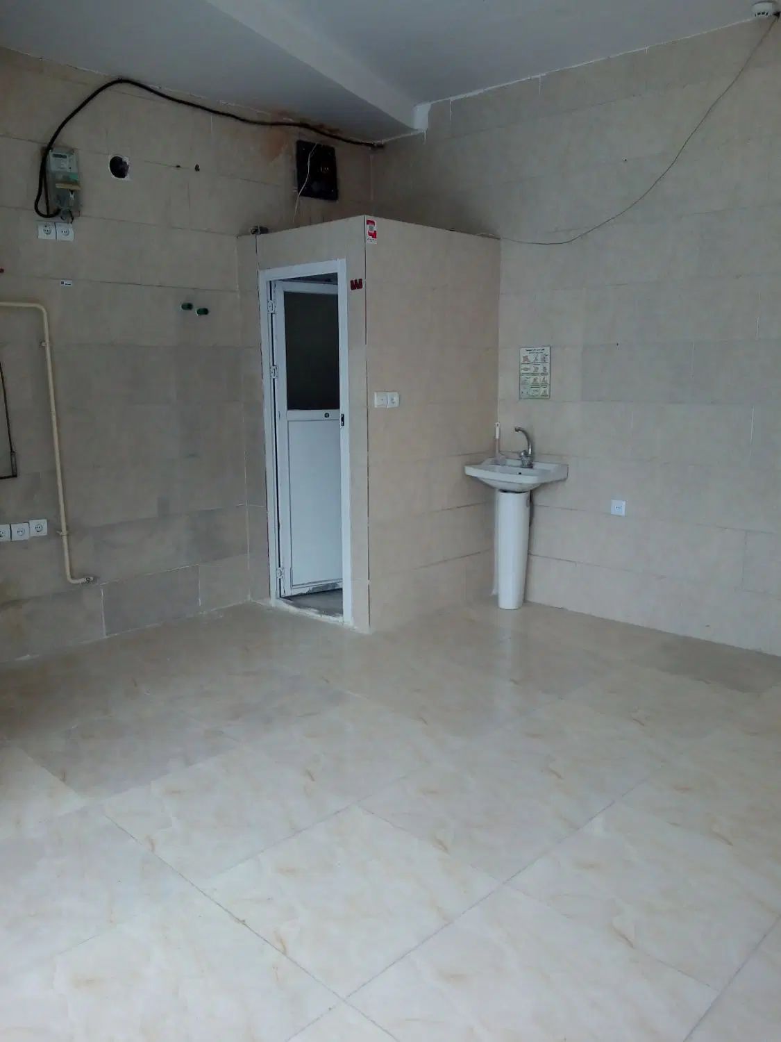 اجاره مغازه ۲۲ متری در جانبازان|اجارهٔ مغازه و غرفه|رشت, جانبازان|دیوار
