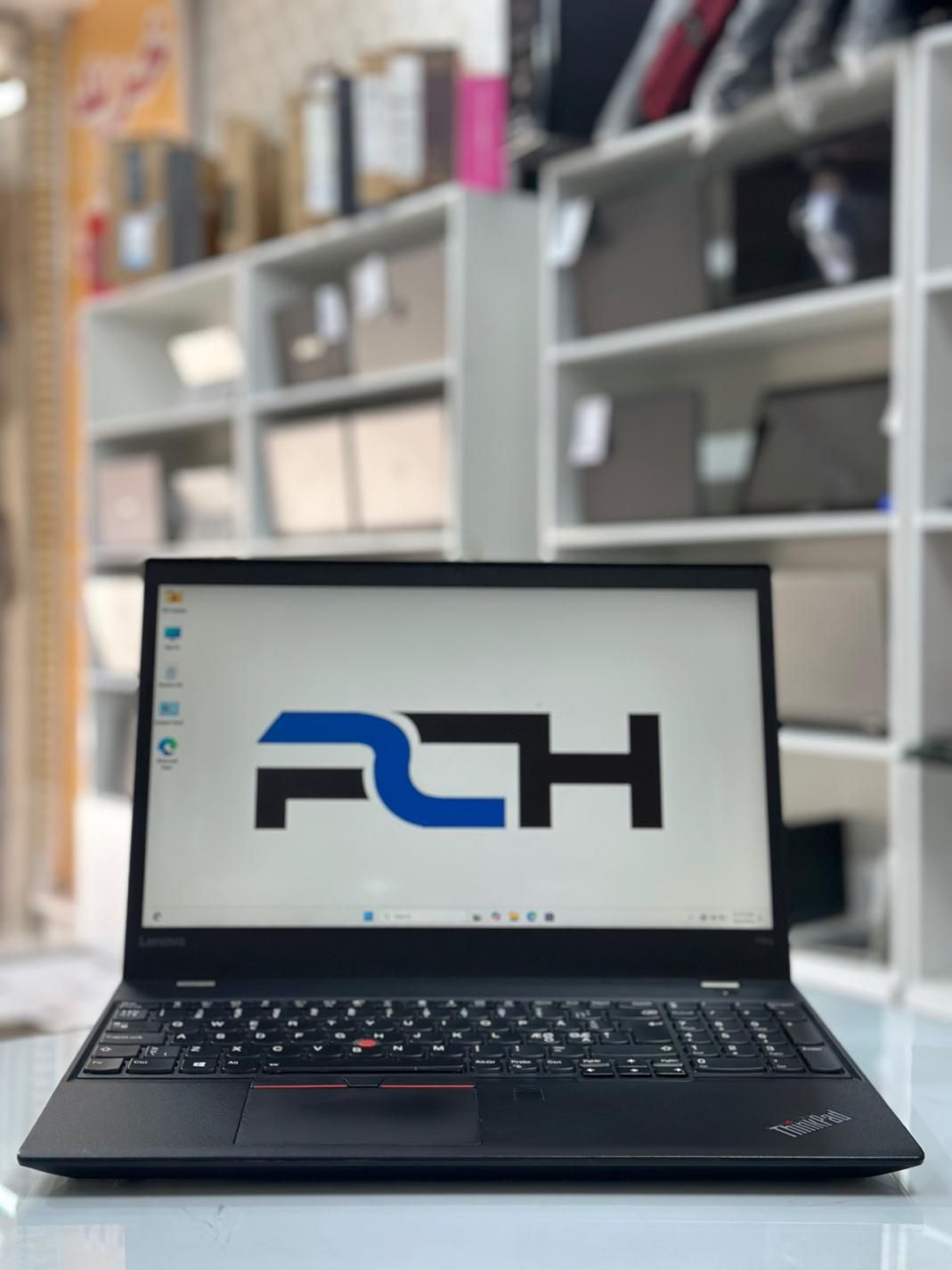 لپ تاپ i7 گرافیکدار لنووp51s رم۱۶ssd(گارانتی کتبی)|رایانه همراه|کاشان, معلم|دیوار
