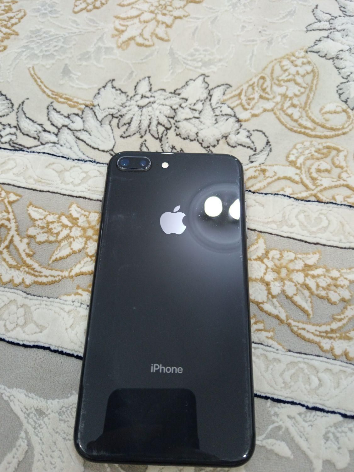 اپل iPhone 8 Plus با حافظهٔ ۶۴ گیگابایت|موبایل|جوانرود, |دیوار