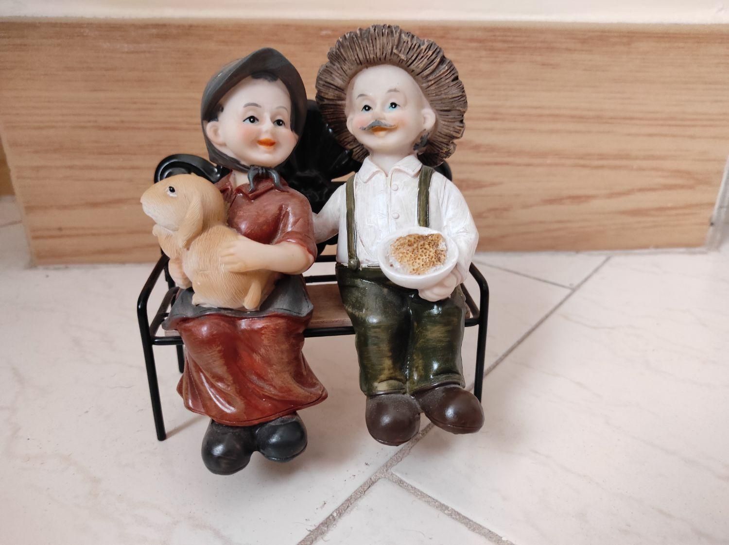 چند عدد عروسک مجسمه|اسباب‌‌بازی|مراغه, |دیوار