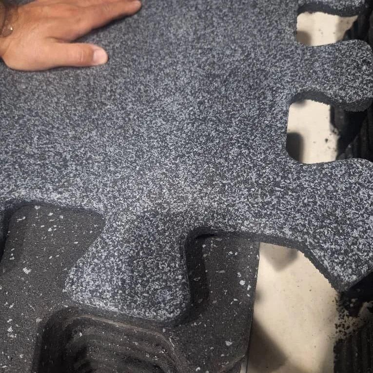 انواع کفپوش باشگاه گرانول رولی تاتمی کفی لاستیکی|تجهیزات ورزشی|شیراز, بازار|دیوار