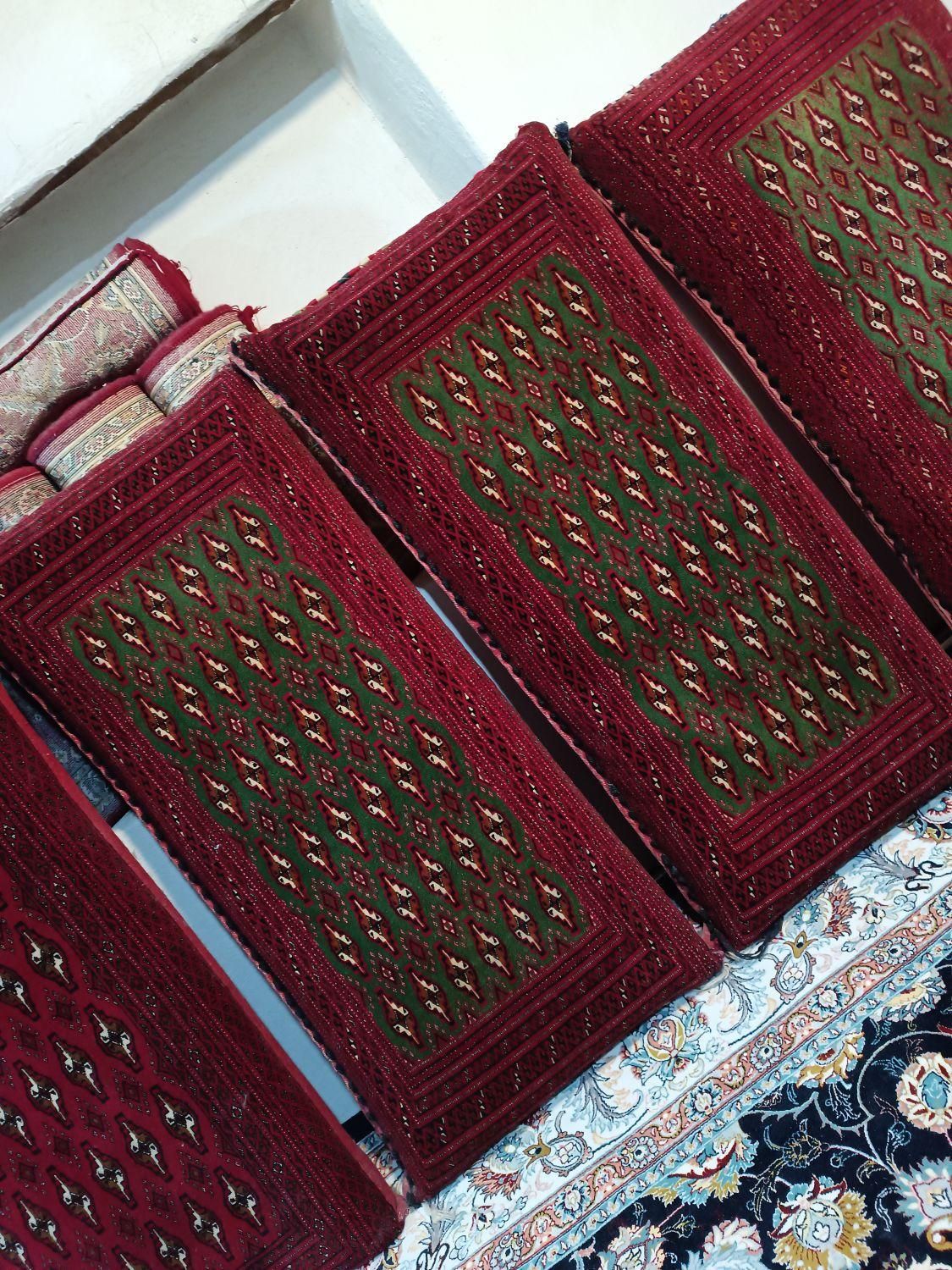 پشتی جفت ترکمن جرگلان اصل رنگ سبز متوسط|پشتی|مشهد, عامل|دیوار