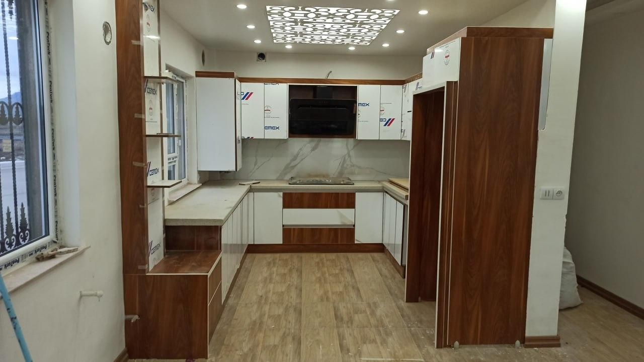 نصب نصاب کابینت کمددیواری درب چوبی|خدمات پیشه و مهارت|لاهیجان, شیخ زاهد|دیوار