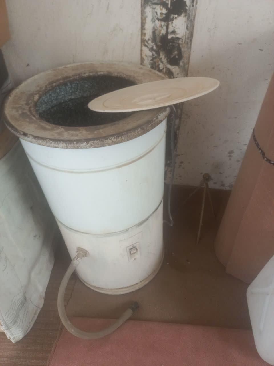 ماشین لباسشویی سطلی|ماشین لباسشویی و خشک‌کن لباس|آران و بیدگل, |دیوار