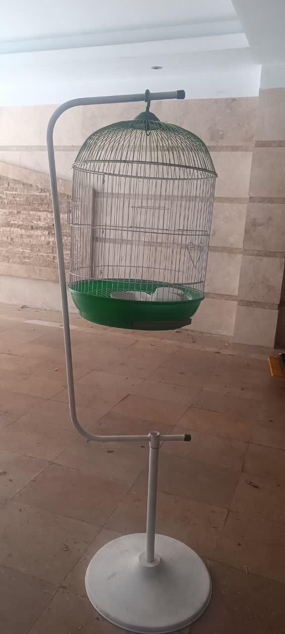 قفس پایه دار پرنده|لوازم جانبی حیوانات|تهران, حکیمیه|دیوار
