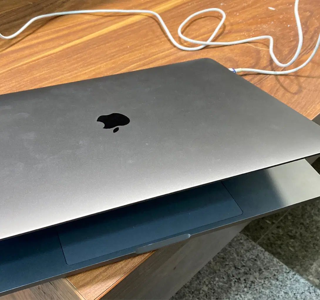 Macbook PRO 2018 i7/16/512GB|رایانه همراه|تهران, نبی اکرم|دیوار