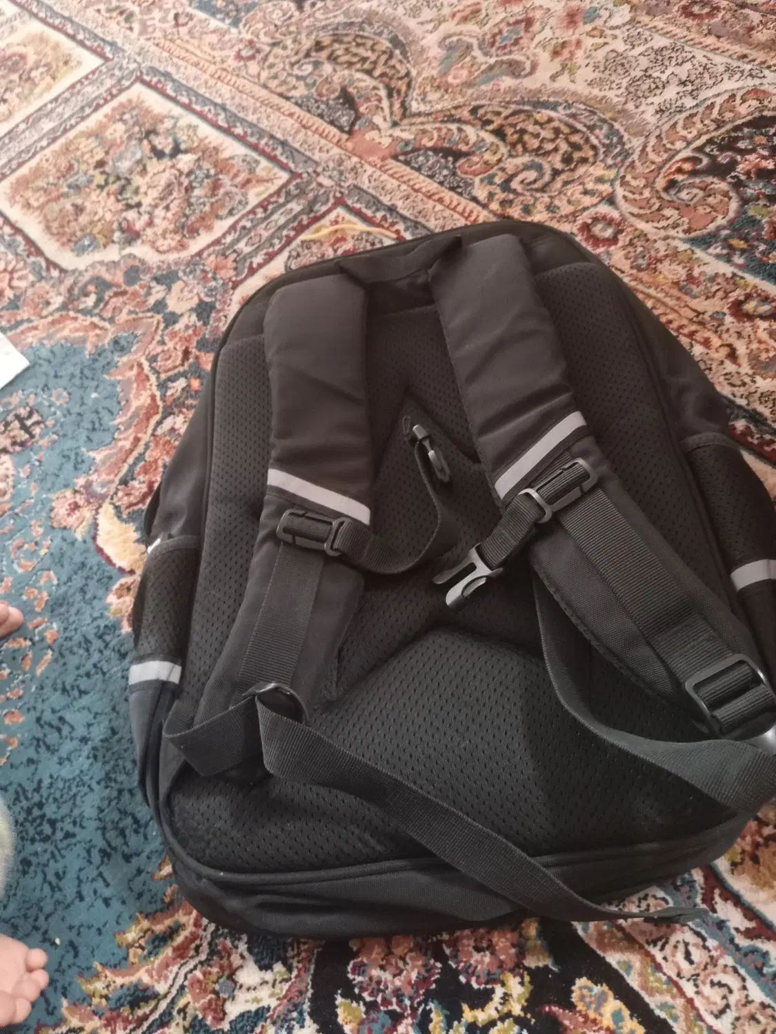 کوله مدرسه ای فقط ۸ماه استفاده شده کاملا نو|کیف، کفش، کمربند|رفسنجان, |دیوار