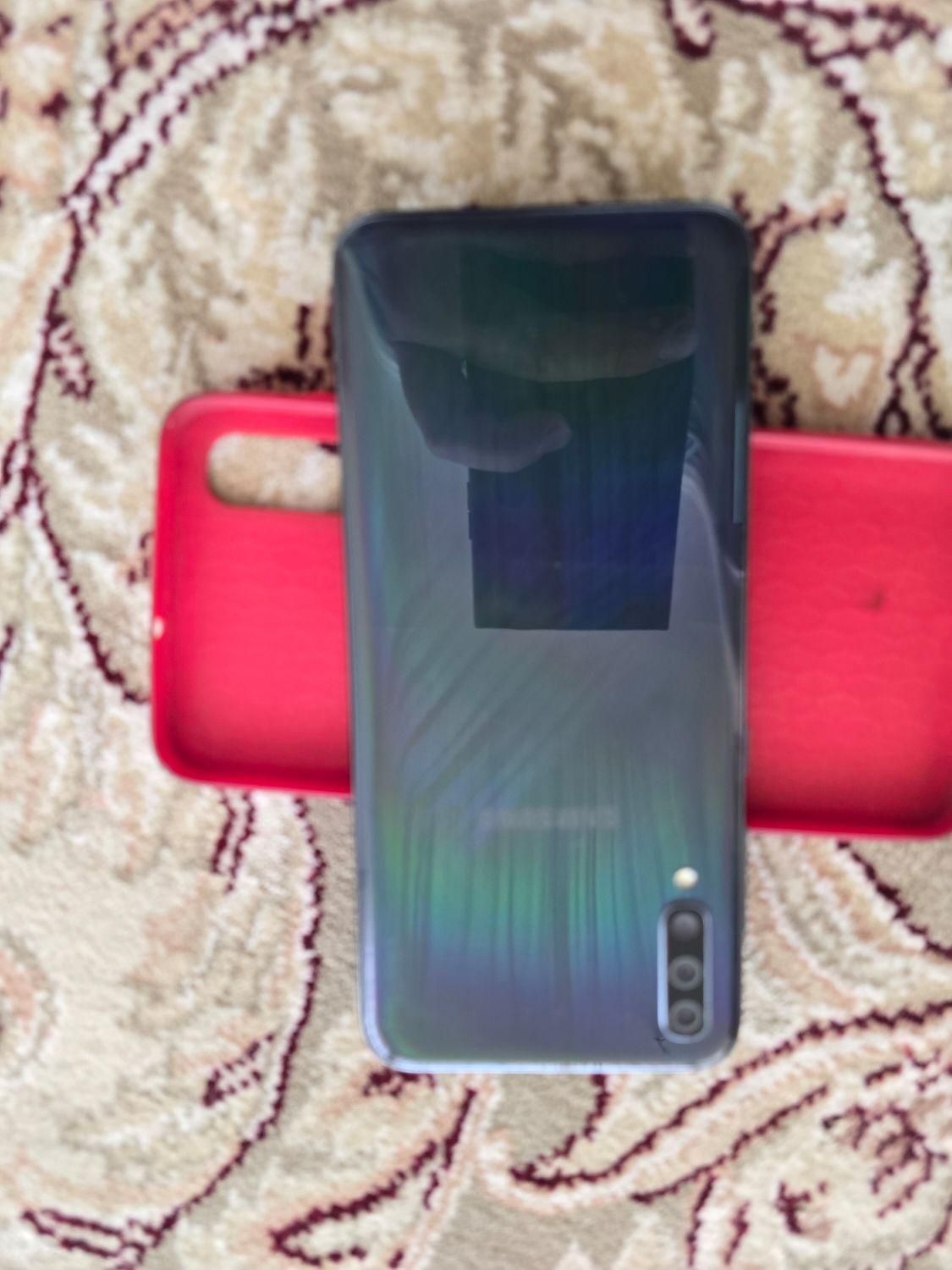 سامسونگ Galaxy A70 با حافظهٔ ۱۲۸ گیگابایت|موبایل|اصفهان, آبشار|دیوار