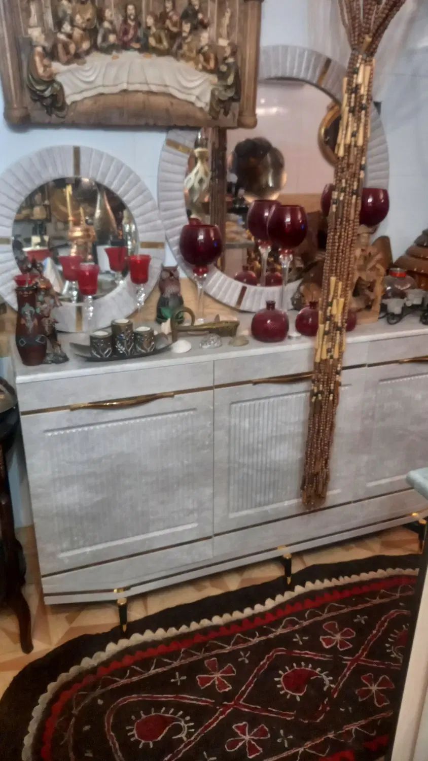 میزکمسول وآینه سه در|مبلمان خانگی و میز عسلی|اصفهان, ملک‌شهر|دیوار