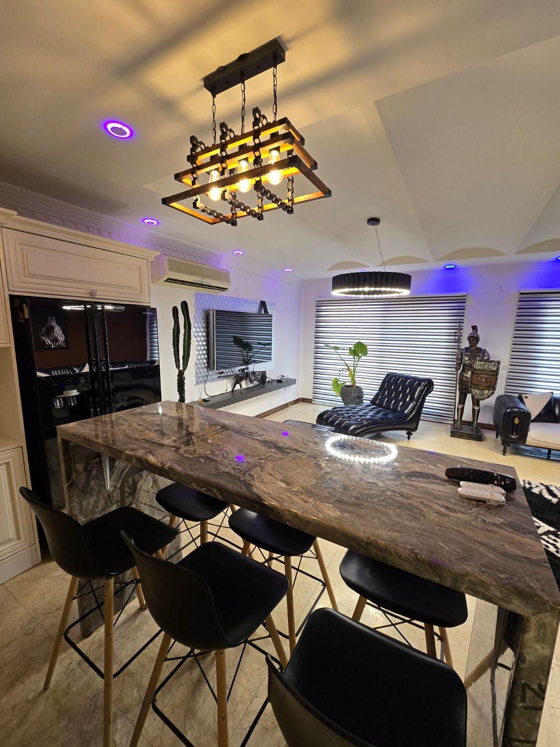 ویلایی/استخر/سونا/جکوزی/مدرن|اجارهٔ کوتاه‌مدت ویلا و باغ|کیش, |دیوار