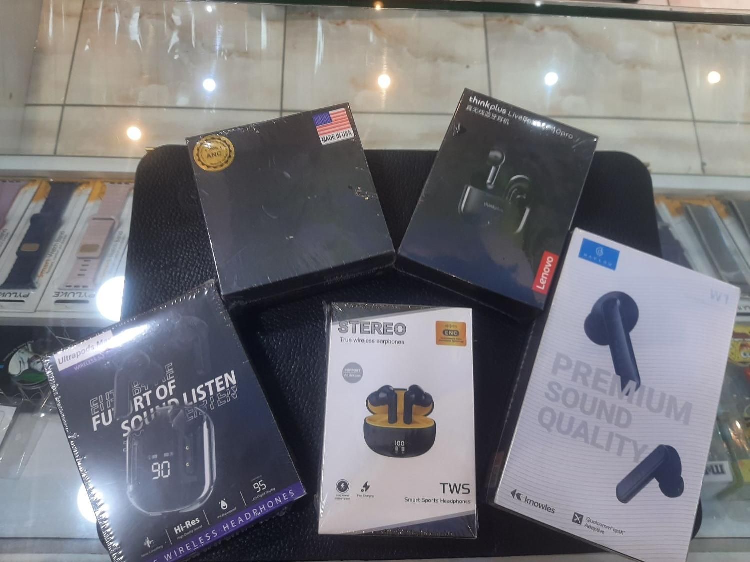 انواع air pods|لوازم جانبی موبایل و تبلت|تبریز, |دیوار