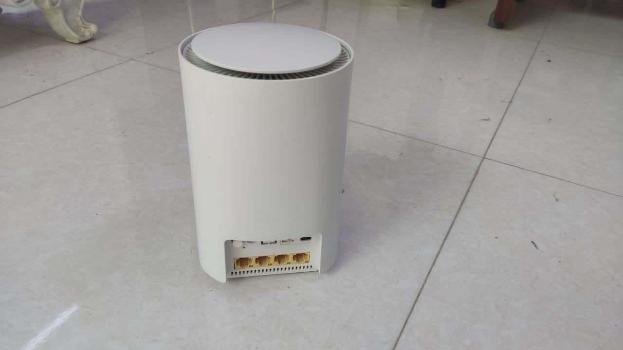 مودم 5G سیمکارتی kj33 و مودم ایرانسل z6000|مودم و تجهیزات شبکه|قم, شهرک فاطمیه|دیوار