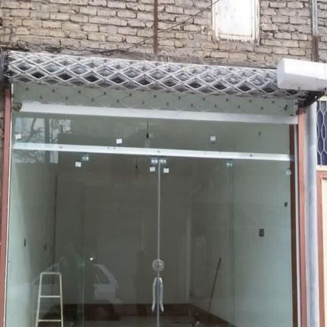 بورس شیشه سکوریت دست دوم|خدمات پیشه و مهارت|اصفهان, لاله|دیوار