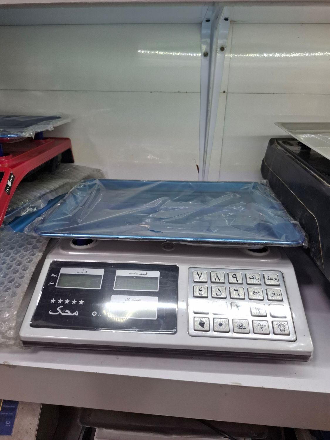 باسکول ترازو کارکرده دیجیتال سنگی عطیقه /|فروشگاه و مغازه|مشهد, طلاب|دیوار