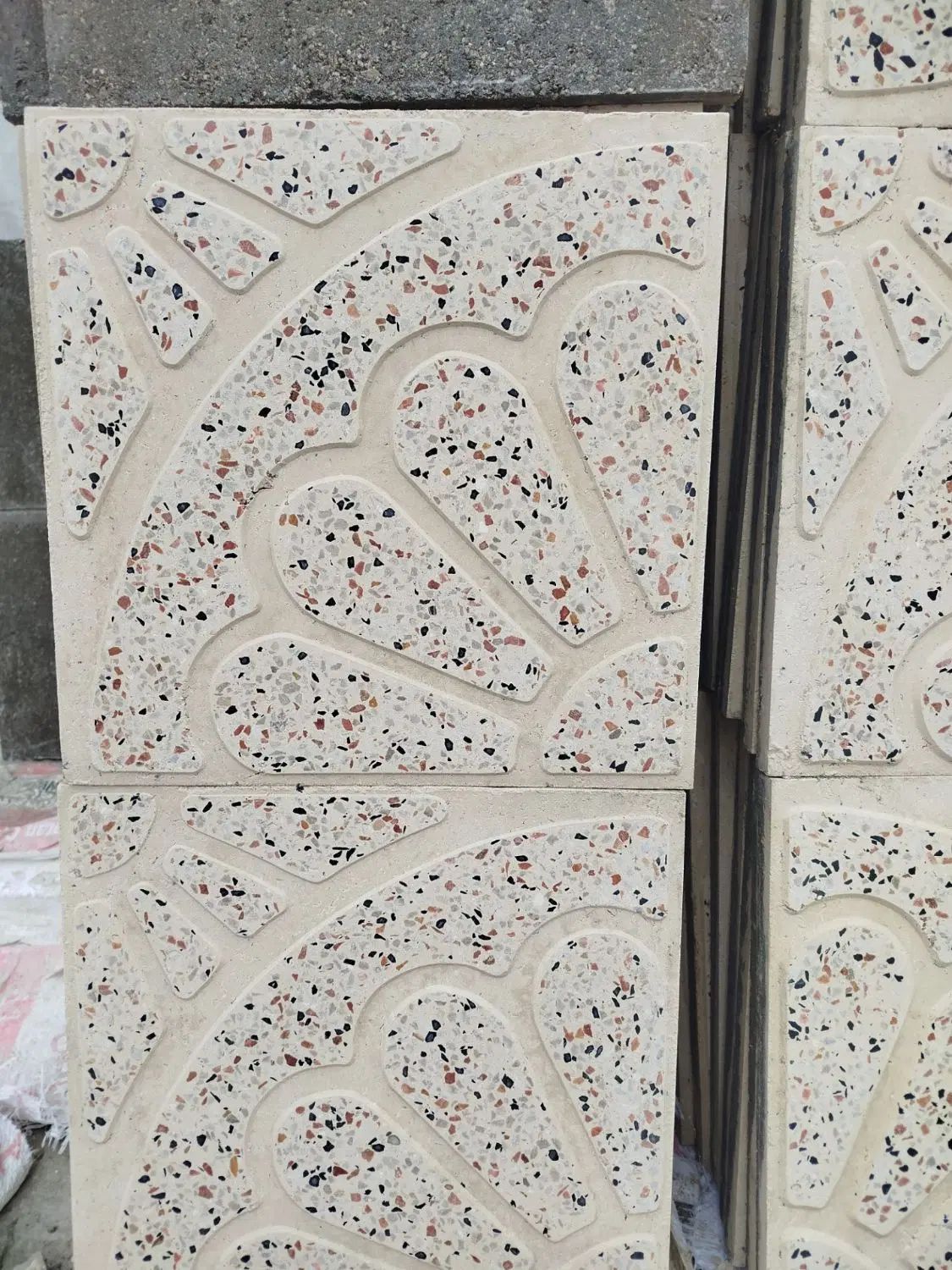 کارگر ساده جهت کار در موزایک سازی اتوماتیک|استخدام صنعتی، فنی، مهندسی|کبودرآهنگ, |دیوار