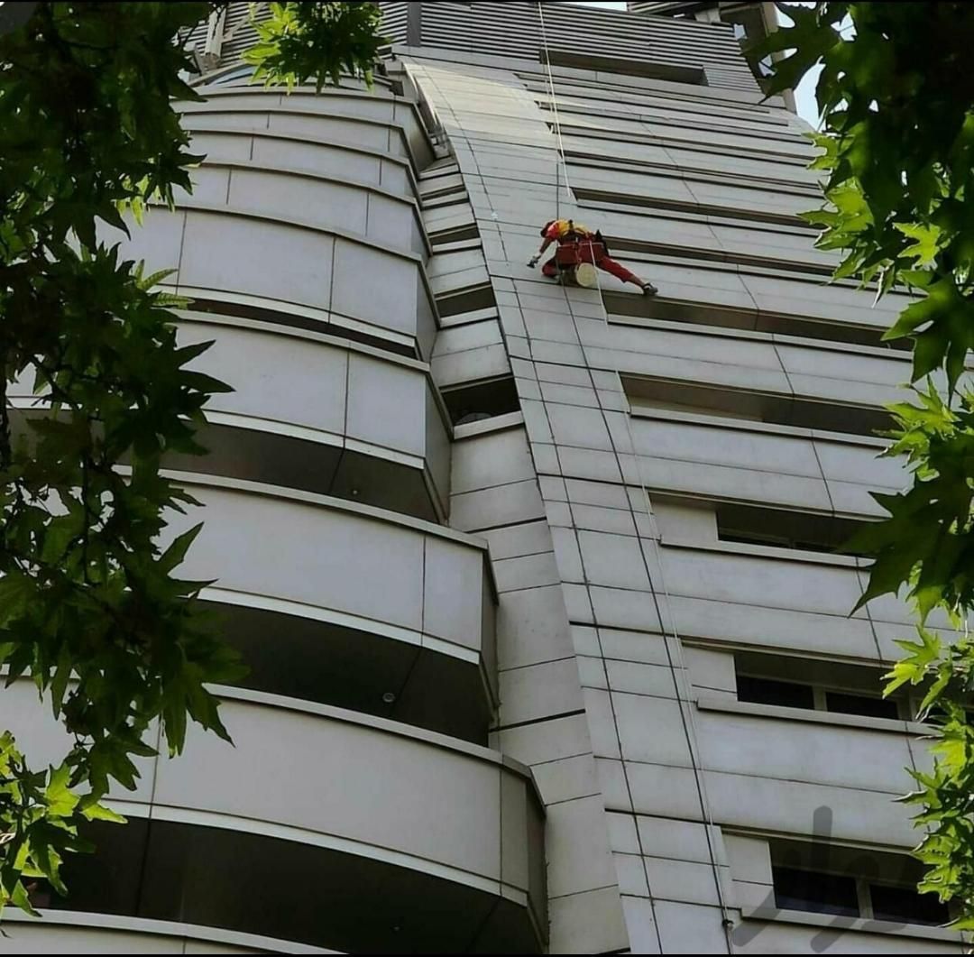 پیچ ورولپلاک نما.آب بندی باموادنانوباطناب|خدمات پیشه و مهارت|همدان, |دیوار