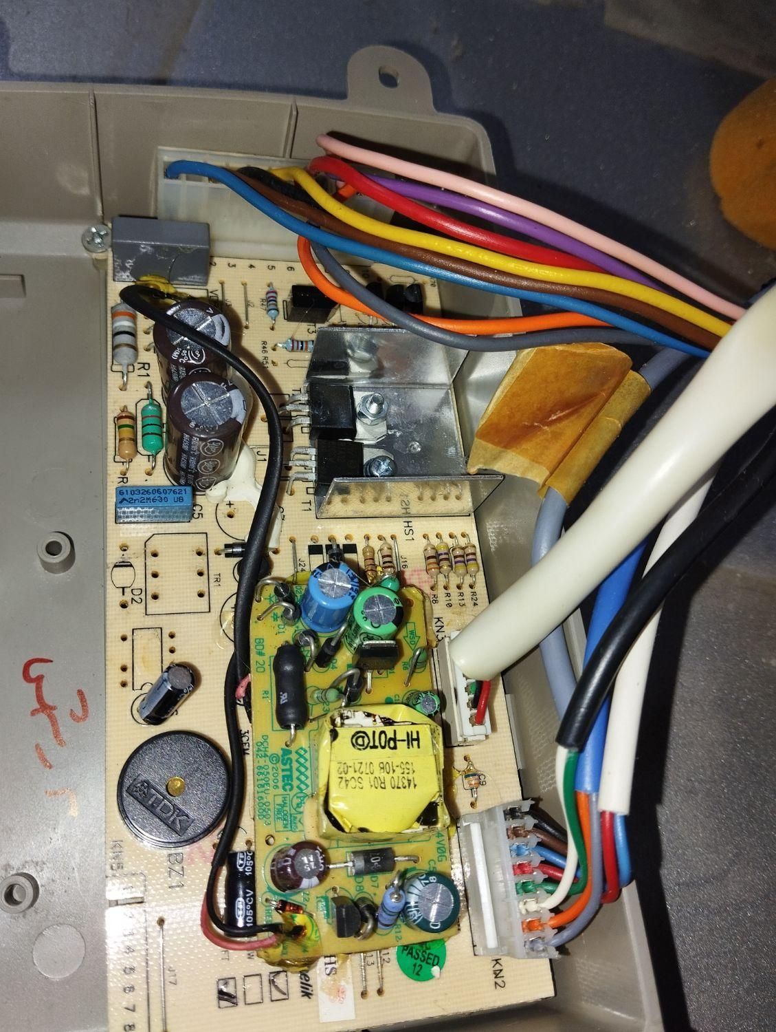 تعمیرات تخصصی لباسشویی و یخچال و برد الکترونیکی|خدمات پیشه و مهارت|تبریز, |دیوار