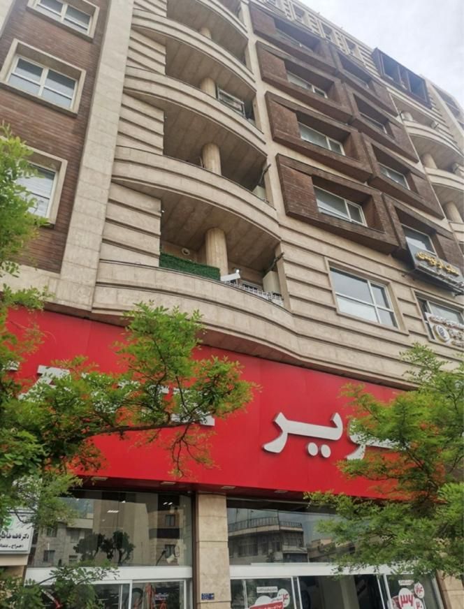 بر خیابان پیروزی/ ۴۳ متر روبرو مترو ( املاک اجلاس)|فروش دفتر کار، اتاق اداری، مطب|تهران, پیروزی|دیوار