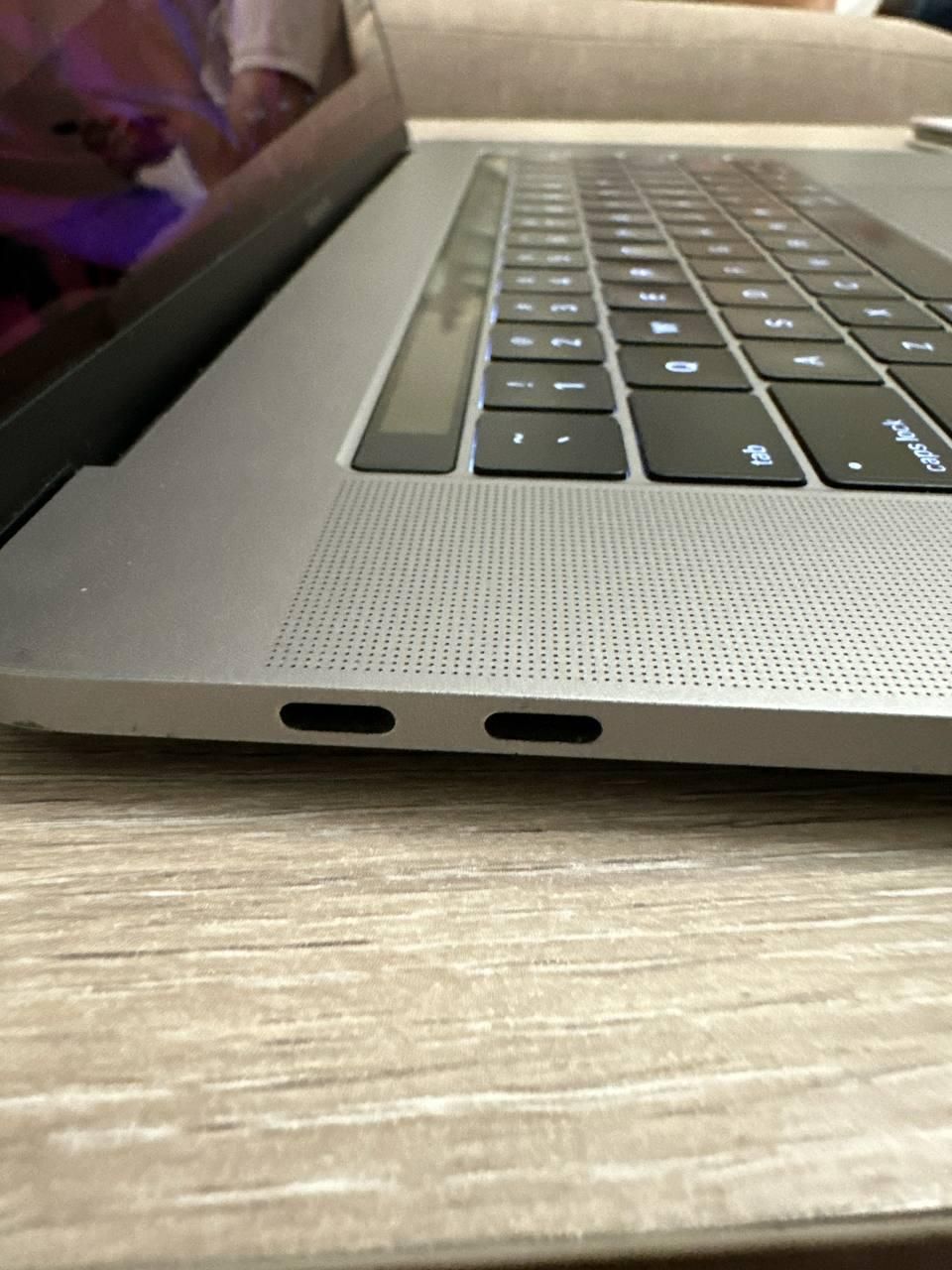 Macbook pro2017 A1707|رایانه همراه|تهران, سیدخندان|دیوار