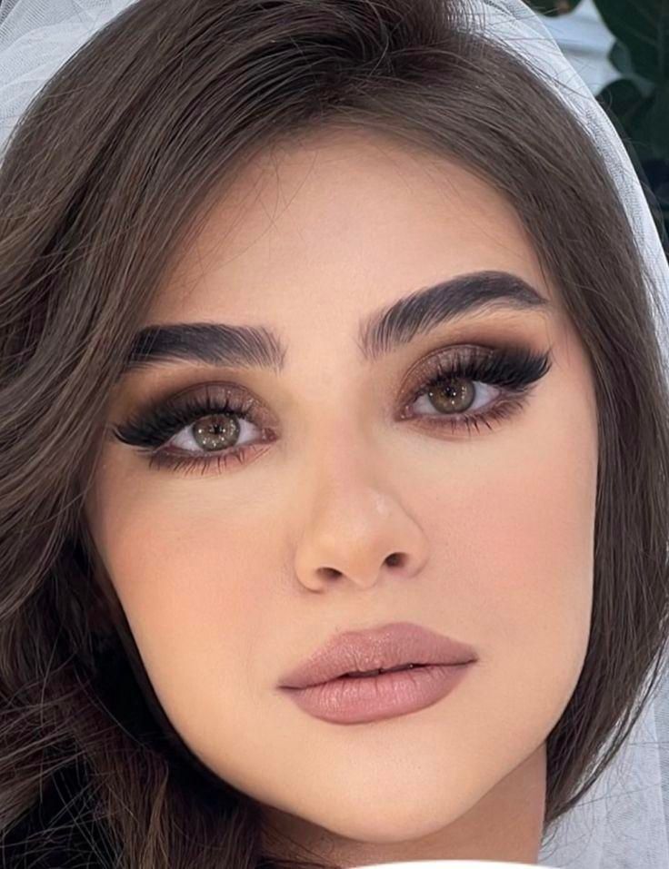 آموزش صفرتاصد میکاپ و خودآرایی و میکاپ محفلی و...|خدمات آرایشگری و زیبایی|اصفهان, رزمندگان|دیوار