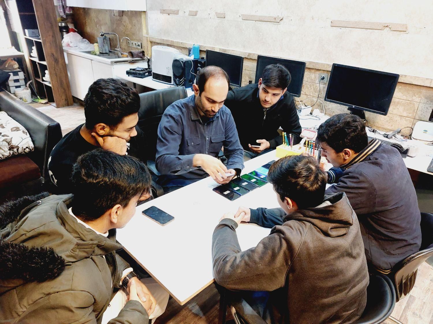 تعمیرات فوق تخصصی موبایل cpu(سامسونگ،شیایومی)|خدمات رایانه‌ای و موبایل|مشهد, فلسطین|دیوار