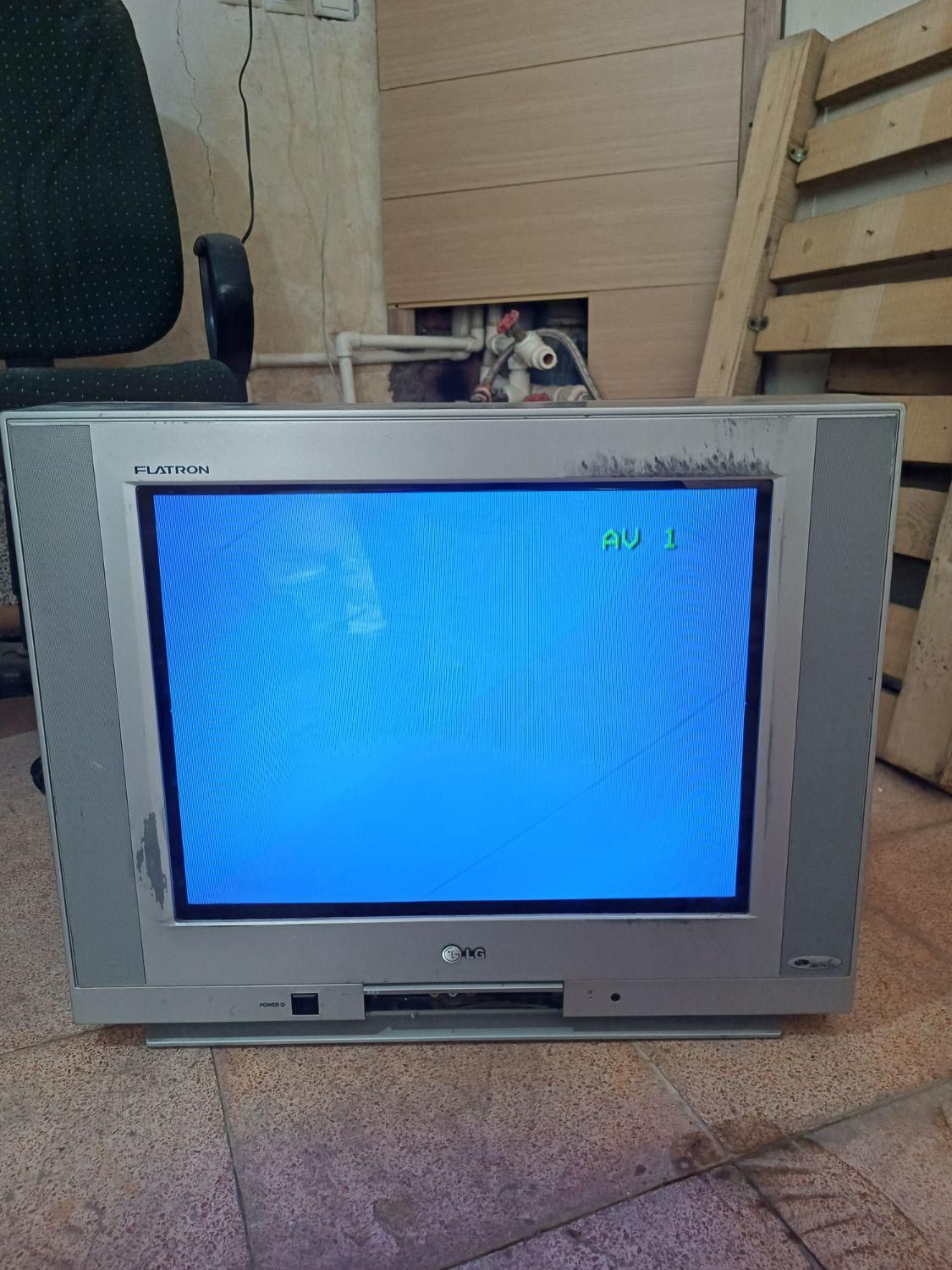 تلویزیون ۲۱ اینچ ال جی اصلی|تلویزیون و پروژکتور|اردبیل, |دیوار