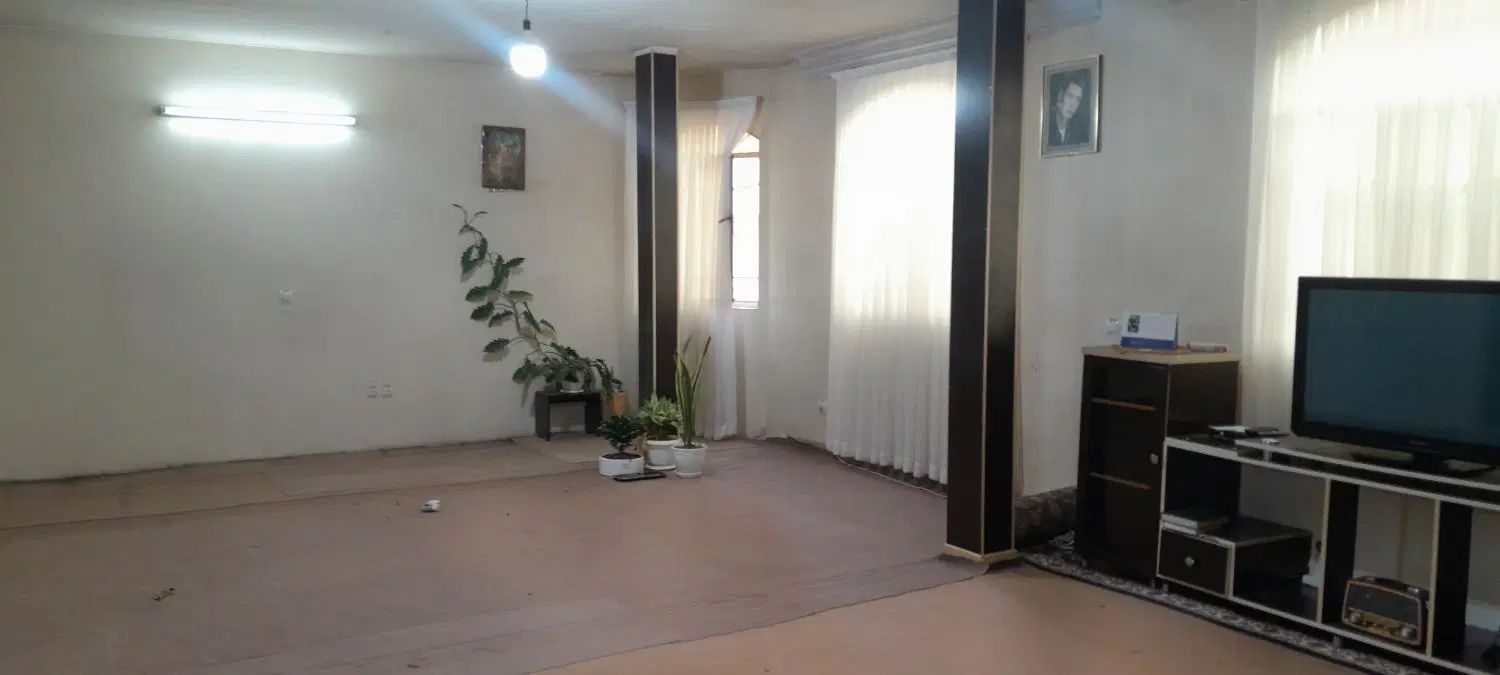 اپارتمان ۱۲۰ متری میدان کرج سینما هجرت پارک چمران|اجارهٔ آپارتمان|کرج, چمران|دیوار