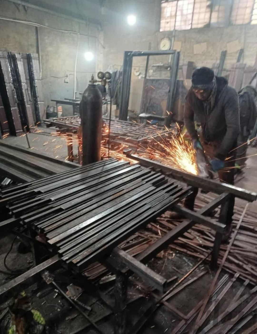 اهنگری/ساخت انواع حفاظ های درب و پنجره اهنی|مصالح و تجهیزات ساختمان|کرج, گلشهر|دیوار