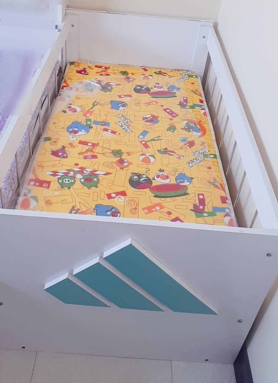 فروش تخت گهواره شو|تخت و صندلی بچه|مبارکه, |دیوار