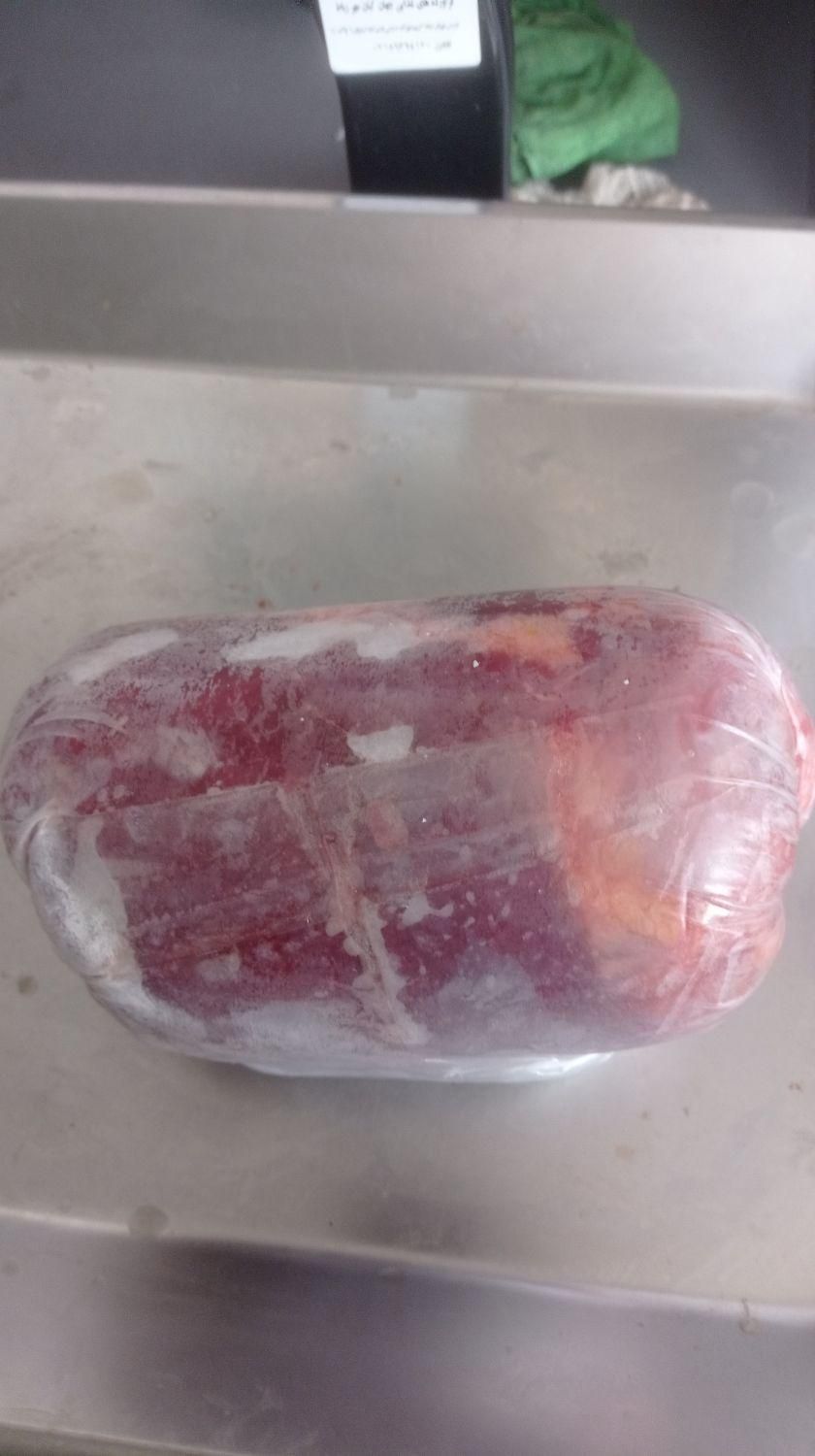 فروش عمده گوشت گوساله منجمد برزیلی|خوردنی و آشامیدنی|قم, شهرک خودرو|دیوار