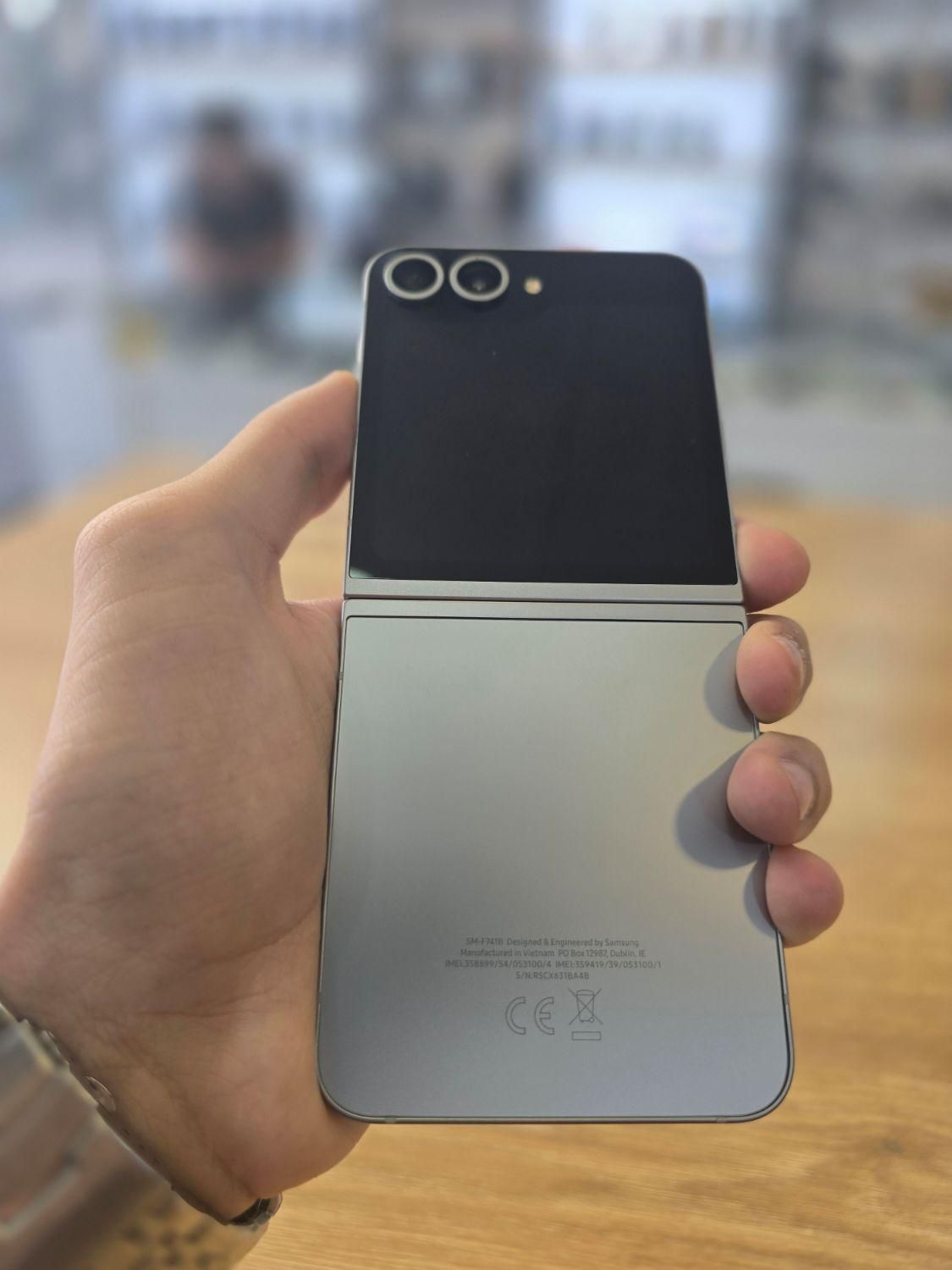 SamSung Galaxy Z flip 6|موبایل|شیراز, خلیلی|دیوار