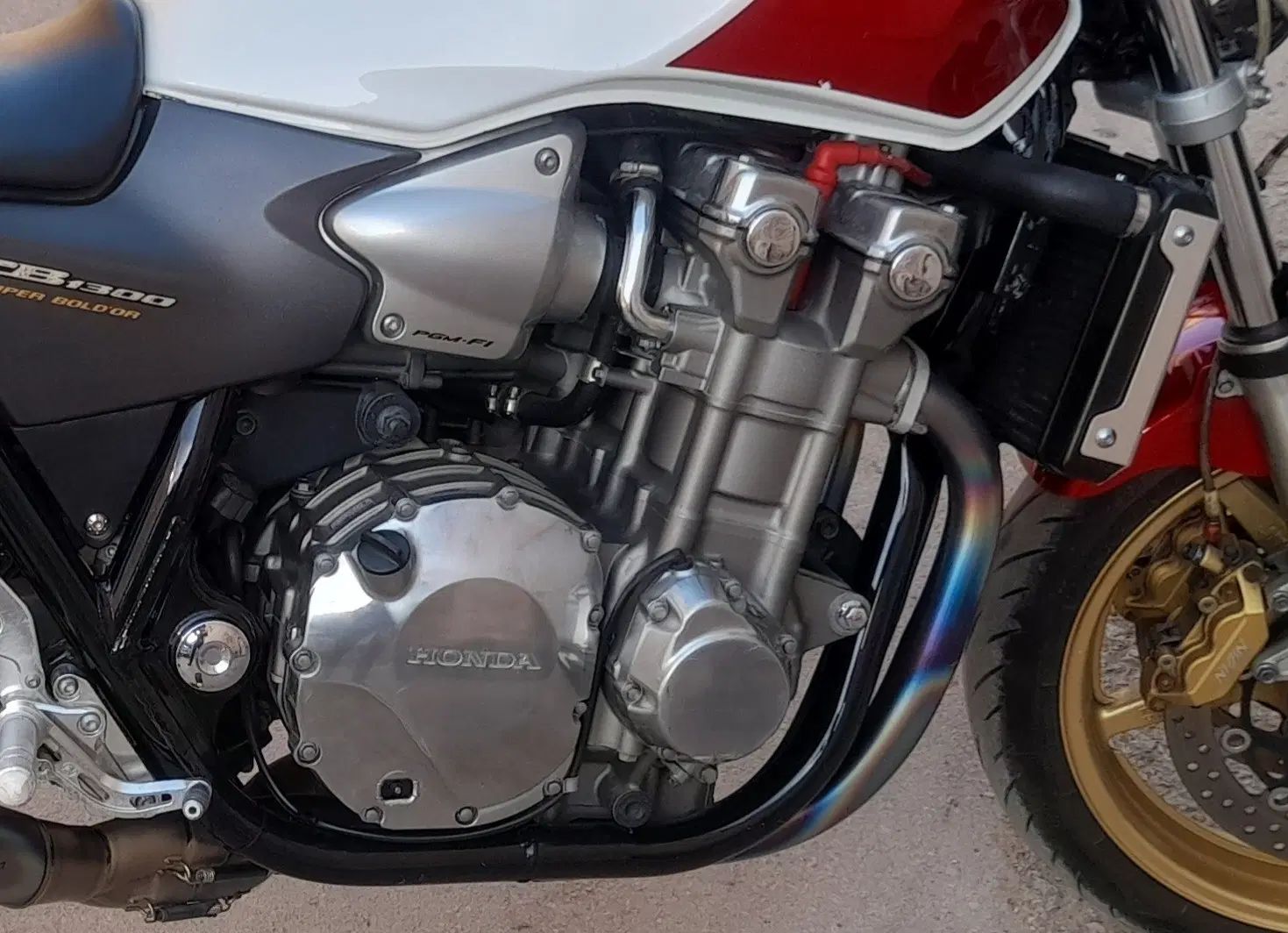 CB1300|موتورسیکلت|اصفهان, بهارستان|دیوار