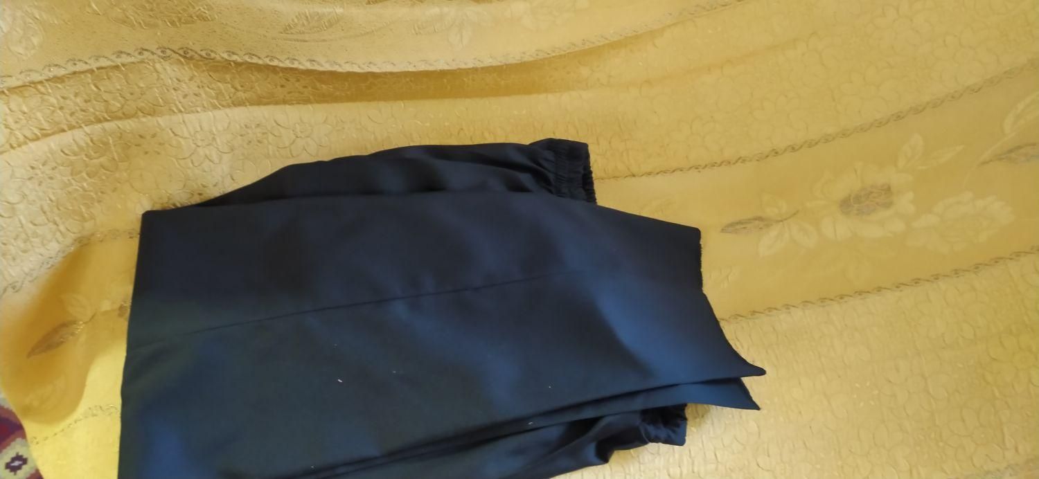 تعدادی شلوار مدارس ابتدایی به رنگ سرمه ای|لباس|تبریز, |دیوار