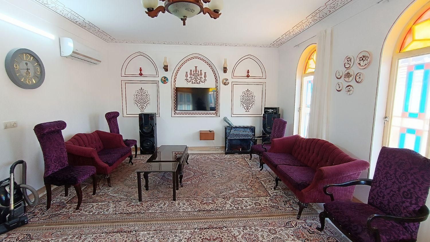 ویلا دو خوابه دربست سنتی و مدرن با امکانات کامل|اجارهٔ کوتاهمدت ویلا و باغ|کاشان, دشت لتحر|دیوار