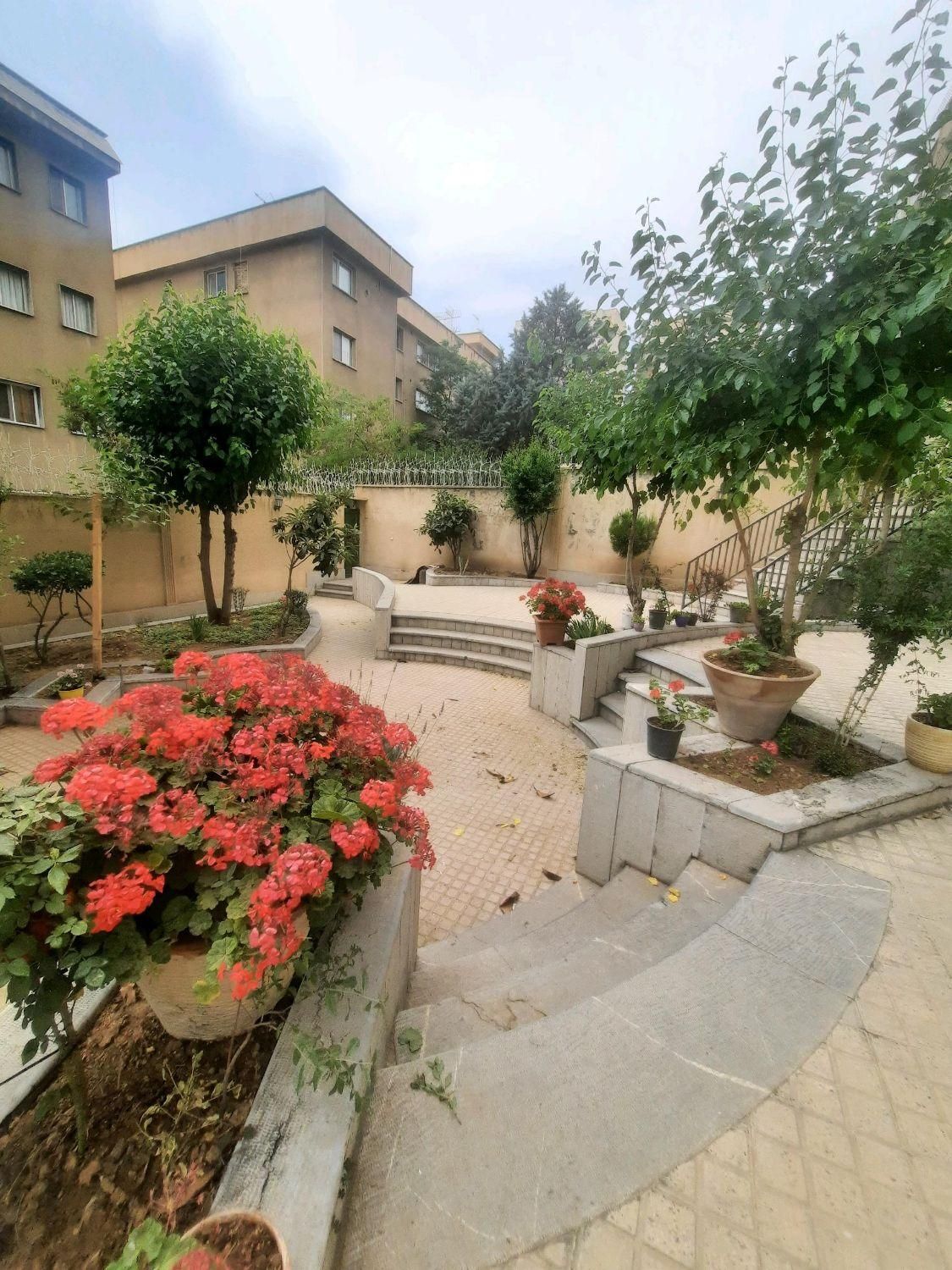 آپارتمان ۱۶۰ متری/ ۲ خواب شهرک غرب/ زیر دادمان|اجارهٔ آپارتمان|تهران, شهرک غرب|دیوار