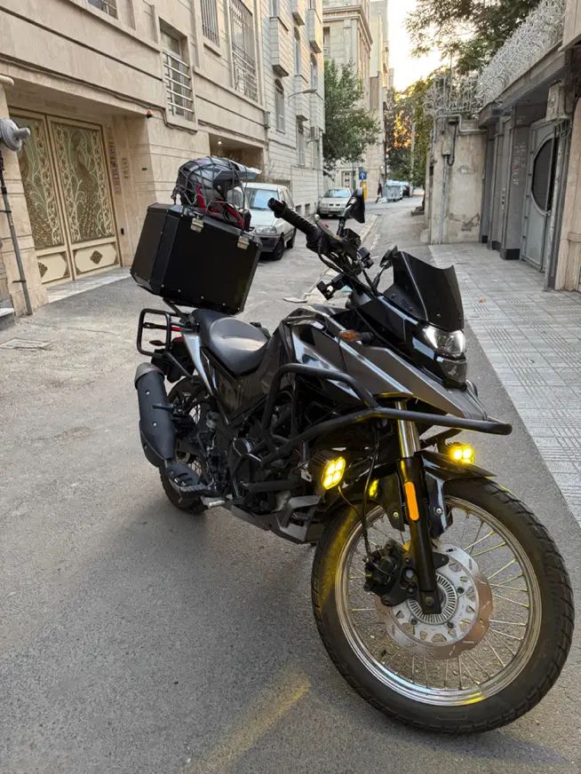 گلکسی nh250 با کلاه و تجهیزات ادونچر|موتورسیکلت|تهران, امیر بهادر|دیوار
