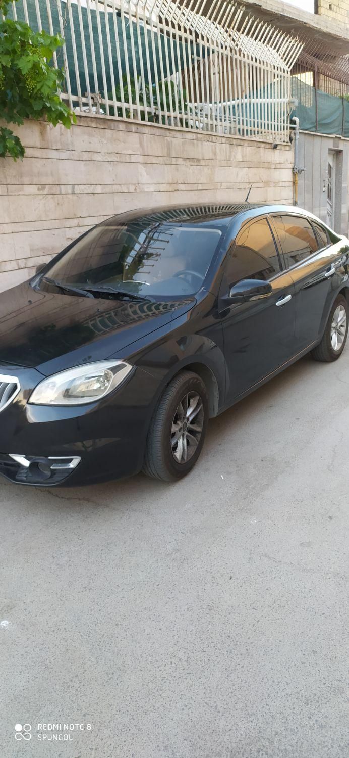 برلیانس H330 دنده‌ای 1500cc، مدل ۱۳۹۶|خودرو سواری و وانت|اصفهان, شهرک کاوه|دیوار