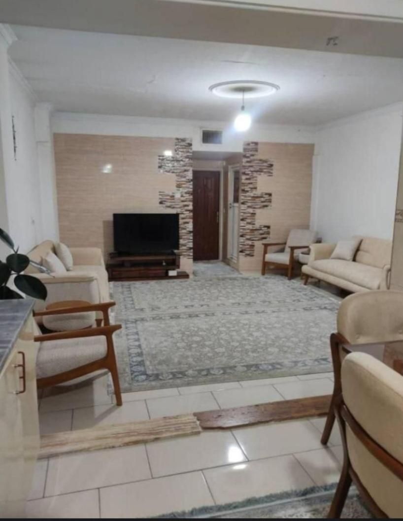 اجاره روزانه/آپارتمان در گلشهر|اجارهٔ کوتاه‌مدت آپارتمان و سوئیت|کرج, گلشهر|دیوار